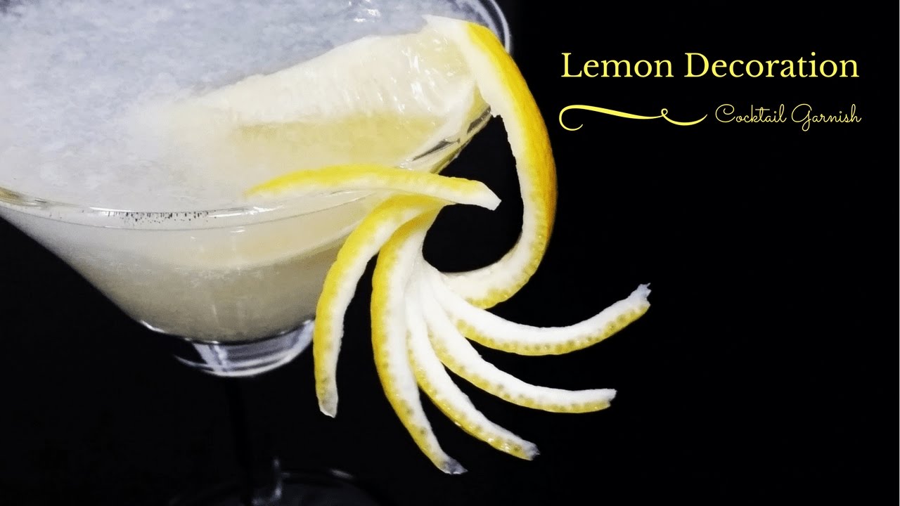 Cocktail Garnish Lemon