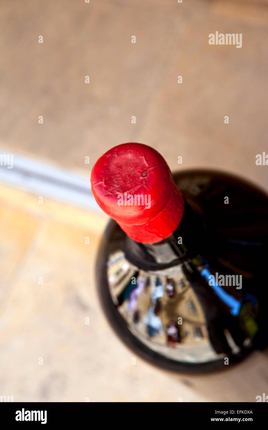 Merrian Rouge Bordeaux Red
