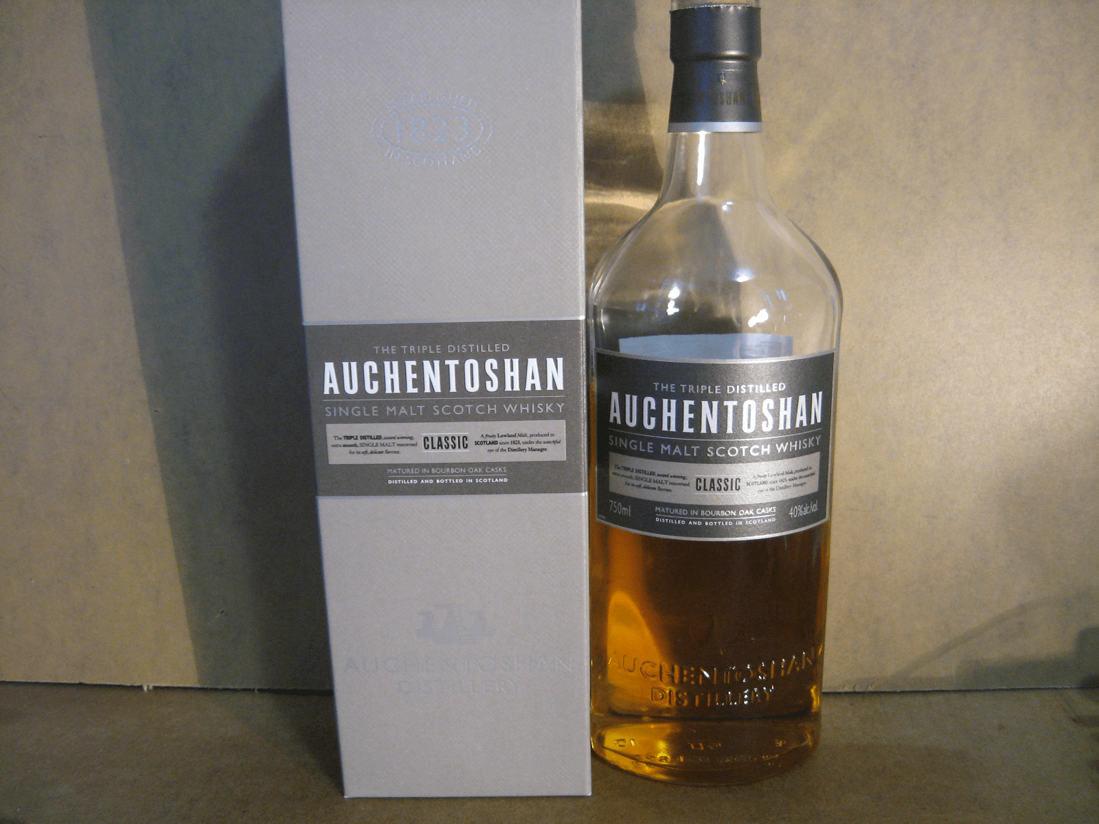 Auchentoshan Classic Single Malt