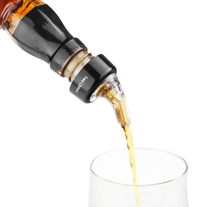 Wrap Art Measurered Pourer