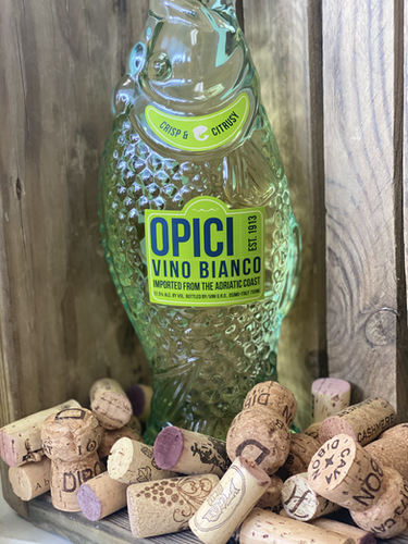 Opici White Fish White Wine