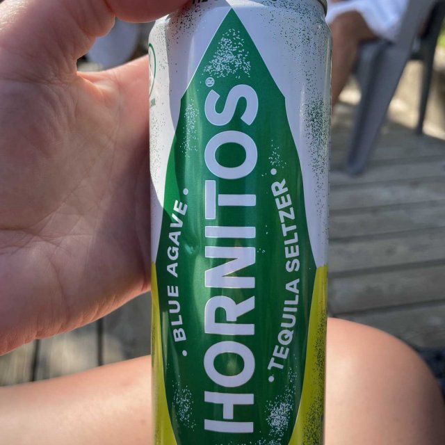 Hornitos Pineapple Seltzer 4 Pack Cans
